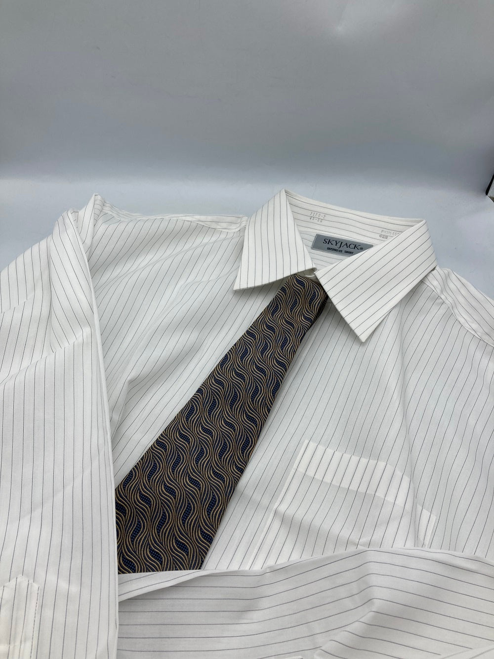 GUCCI グッチ 波模様 ネクタイ シルク100% 中古 D4