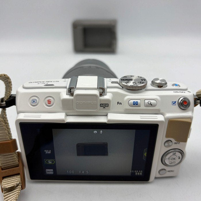 OLYMPUS オリンパス PEN Lite ミラーレス デジタル一眼レフ カメラ レンズセット E-PL5 デジカメ ズーム フラッシュ 家電製品 撮影 中古 W4