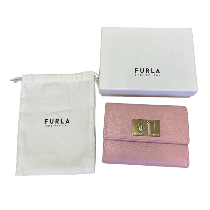 FURLA フルラ 財布 レディース 小銭入れ付き 三つ折り ピンク PCW4ACO レザー 本革 かわいい カード入れ コンパクト 中古 W1