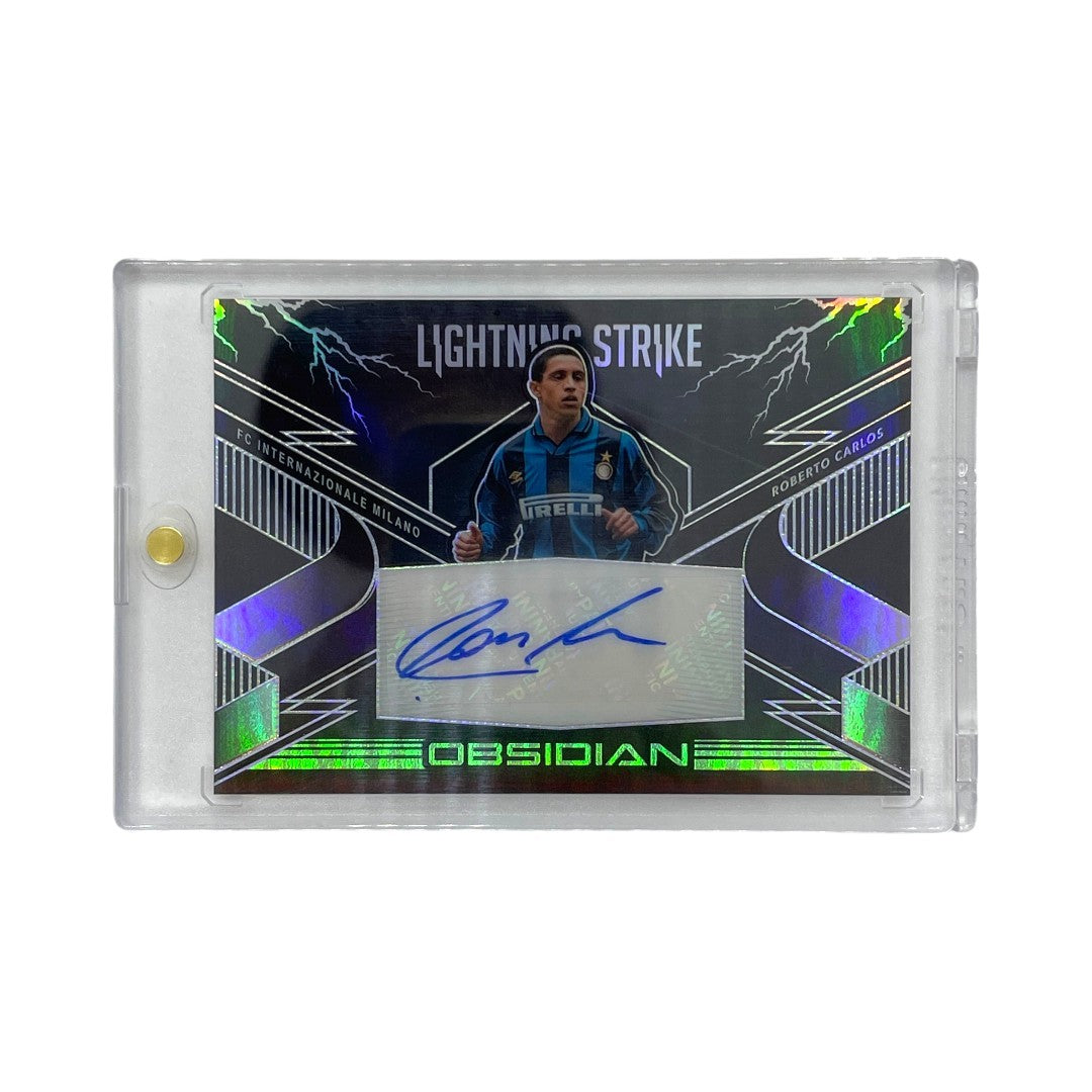 PANINI サッカーカード OBSIDIAN LIGHTNING STRIKE ROBERTO CARLOS INTERNAZIONALE MILANO 67/99 #LS-RC 中古 IT1