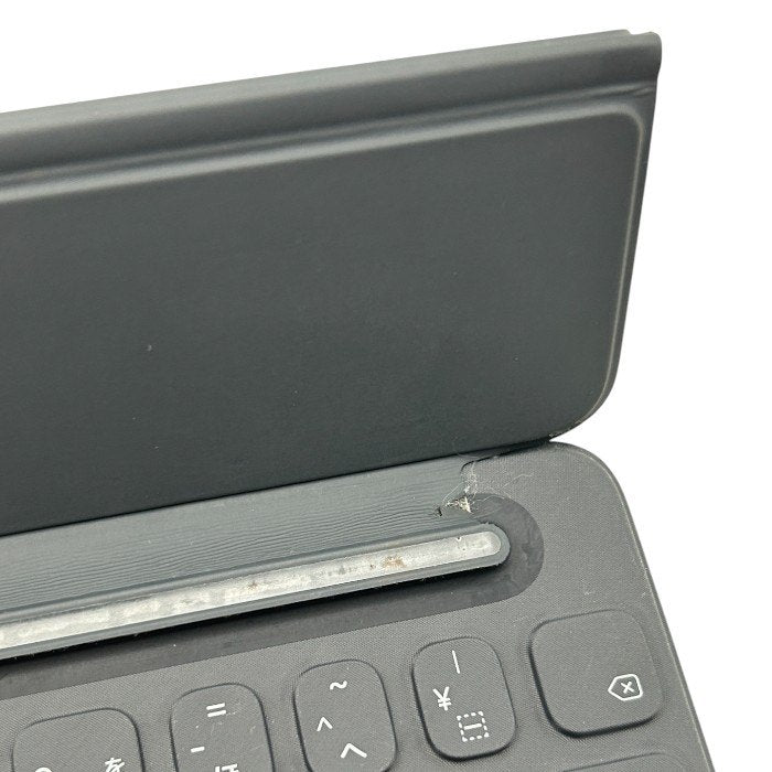 Apple アップル Smart Keyboard 10.2インチ ipad 10.5インチ iPad Pro用 MPTL2J/A (A1829) キーボード 持ち運び アイパッド 中古 W1
