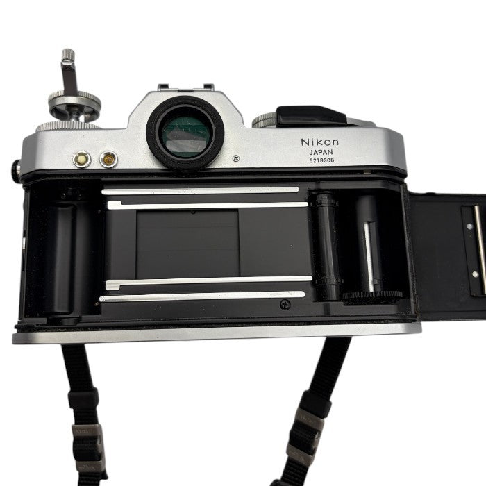 ジャンク品 Nikon ニコン Nikomat EL ニコマート EL 一眼レフ フィルム カメラ 写真 撮影 おしゃれ コレクション 中古 W1