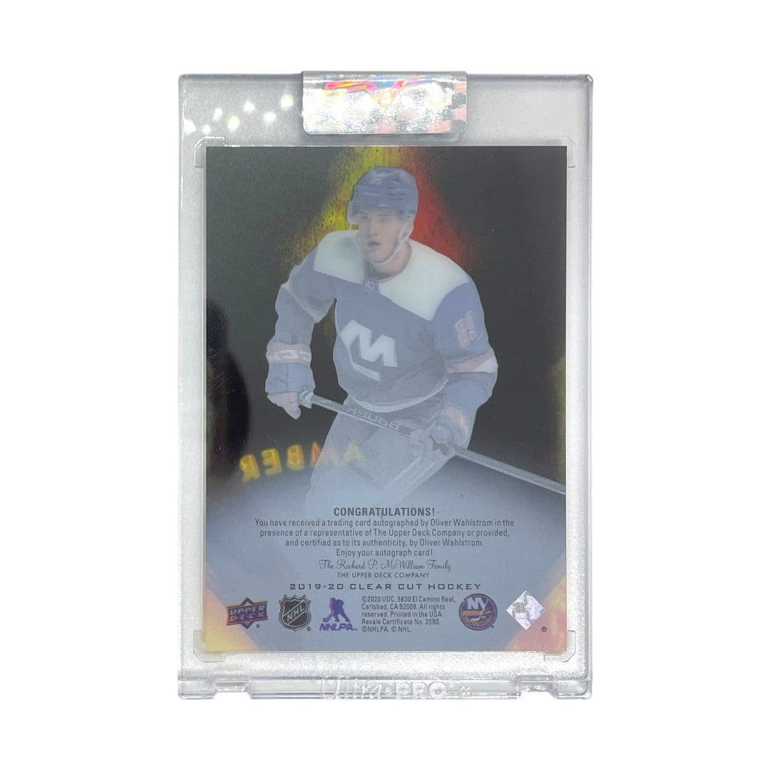 未開封品 UPPER DECK NHLカード CLEAR CUT BLACK AMBER OLIVER WAHLSTROM ISLANDERS 中古 IT1