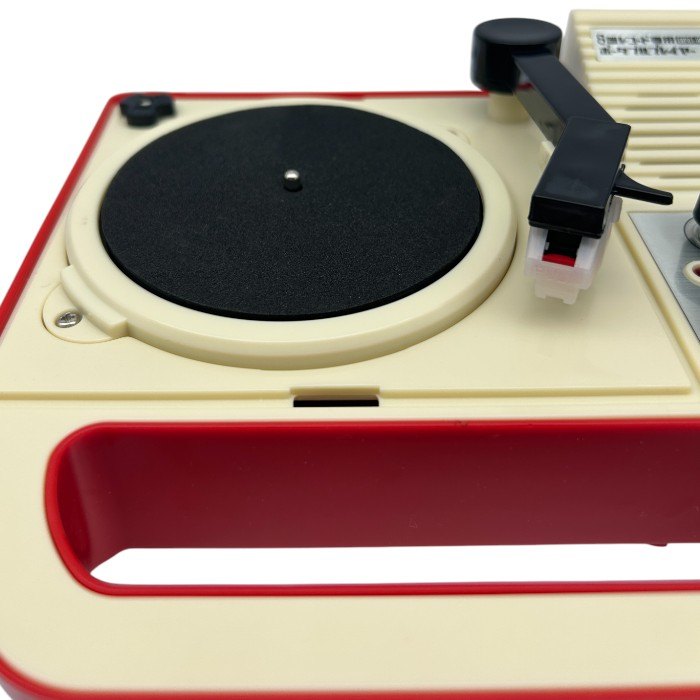 BANDAI 8盤レコード専用 ポータブルプレイヤー EBP01-IR キャプテンウルトラ 8盤レコード付 バンダイ ドーナツ盤 音楽 コンパクト 中古 W1