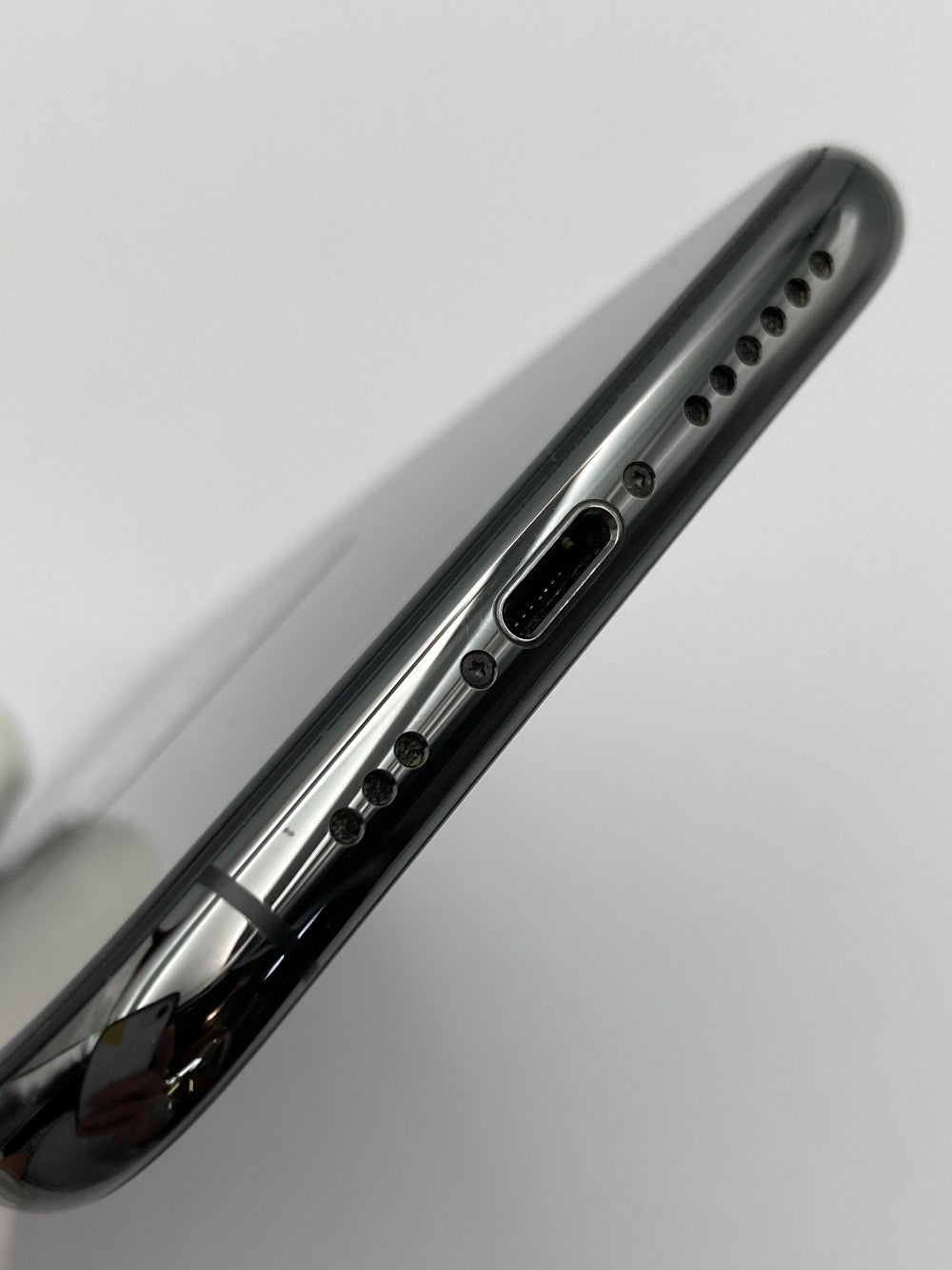 apple iPhone 11 Pro 64GB スペースグレイ docomo 【SIMロック解除済】 MWC22J/A 中古 D4