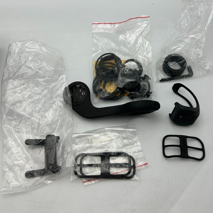 GARMIN ガーミン Edge 530 セット エッジ530 サイクルコンピューター 自転車 ナビ Bluetooth ケイデンスセンサー スピードセンサー プレミアムハートレートセンサー 中古 W4