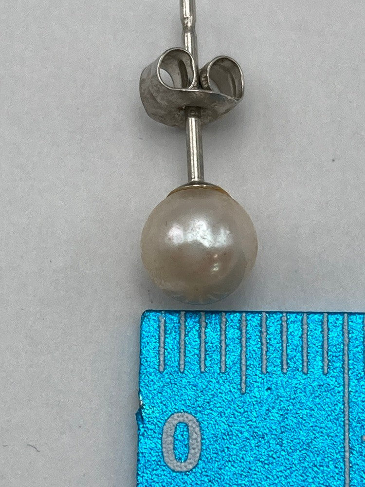 Pt900 5.0mm-5.5mmパール ピアス 中古 D4