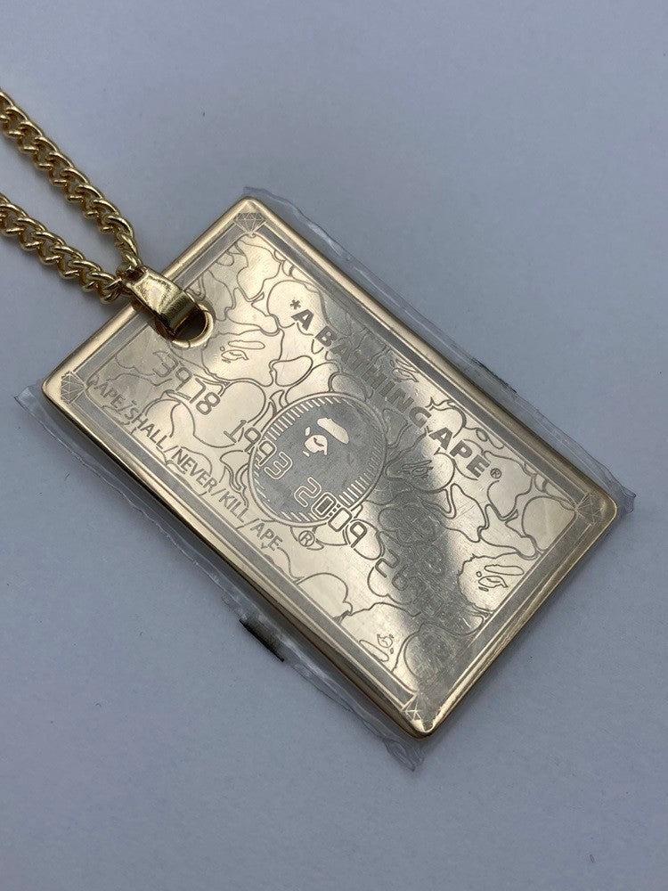 A BATHING APE ア ベイシングエイプ プレート ネックレス 中古 D4