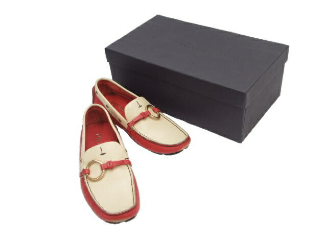 PRADA/プラダ レザー リングスリッポン中古 シンプルデザインにリングが印象的☆