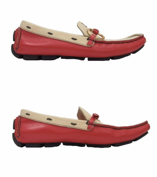 PRADA/プラダ レザー リングスリッポン中古 シンプルデザインにリングが印象的☆