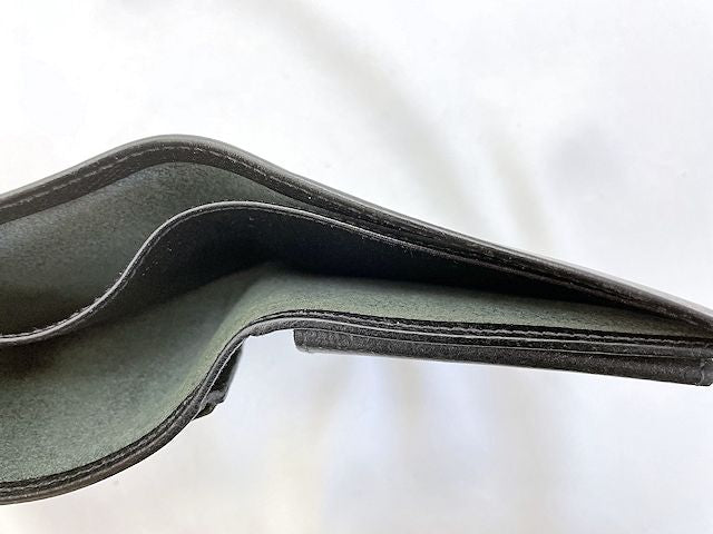 IL BISONTE イルビゾンテ レザー 二つ折り財布 中古 ブラック 黒 本革 ウォレット メンズ ブランド