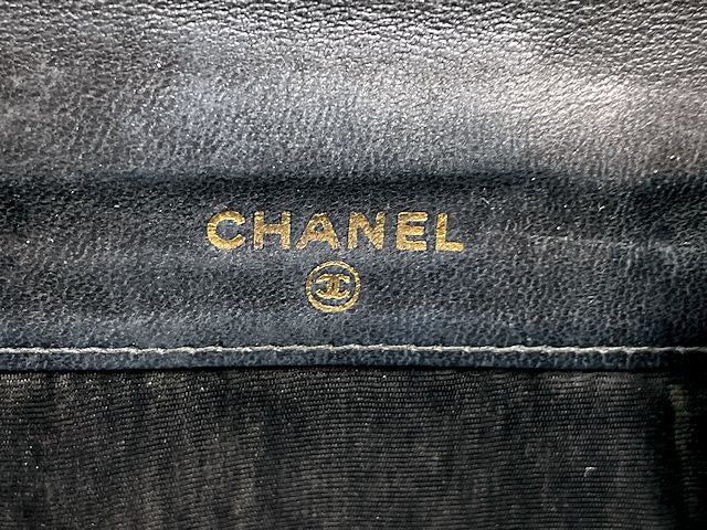 CHANEL シャネル キャビアスキン 二つ折り財布 中古 633335 ブラック 黒 レディース ウォレット ブランド おしゃれ