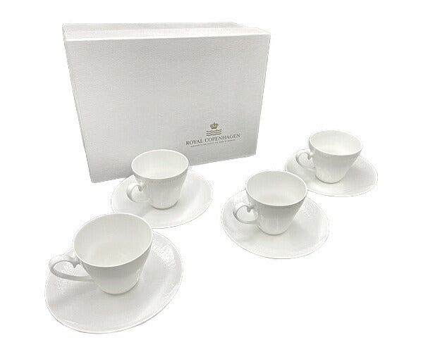 Royal Copenhagen ロイヤルコペンハーゲン カップ&ソーサー 4客 セット 中古 陶磁器 ティーカップ ホワイト ブランド 洋食器