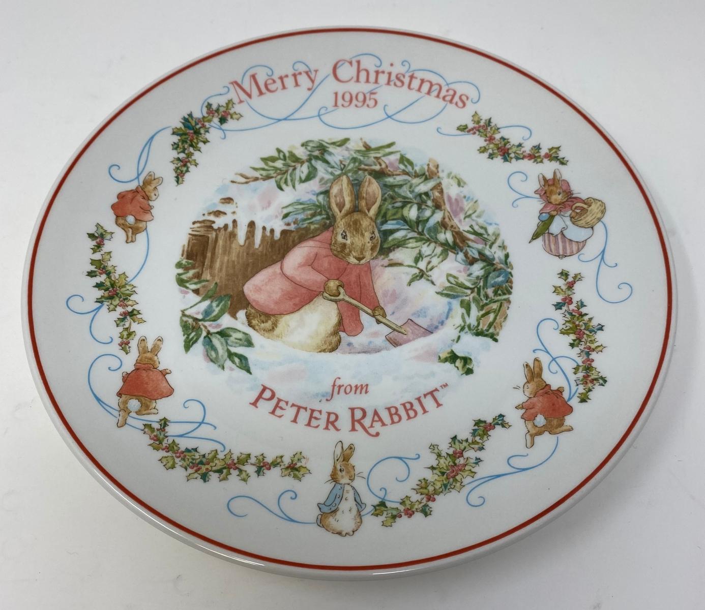 未使用品 Wedgwood ピーターラビット クリスマス プレート 1995 中古 ウェッジウッド 皿 洋食器 ブランド おしゃれ ウサギ 動物