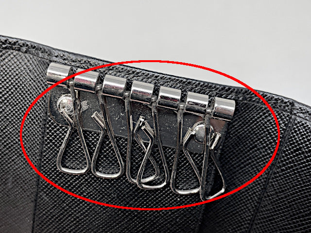 PRADA プラダ 6連 キーケース 中古 ブラック 黒 レザー シンプル ブランド