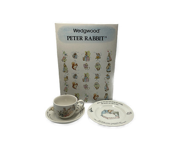 Wedgwood ウェッジウッド ピーター ラビット カップ&ソーサー、プレート ペアセット 中古 ティーカップ 洋食器 ブランド コーヒー 紅茶 おしゃれ かわいい