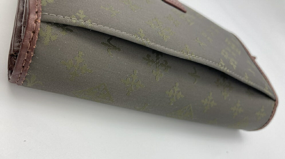 russet ラシット 二つ折り 長財布 ブラウン×ダークグリーン 中古 ロングウォレット フラップ レディース 総柄 ロゴ カード