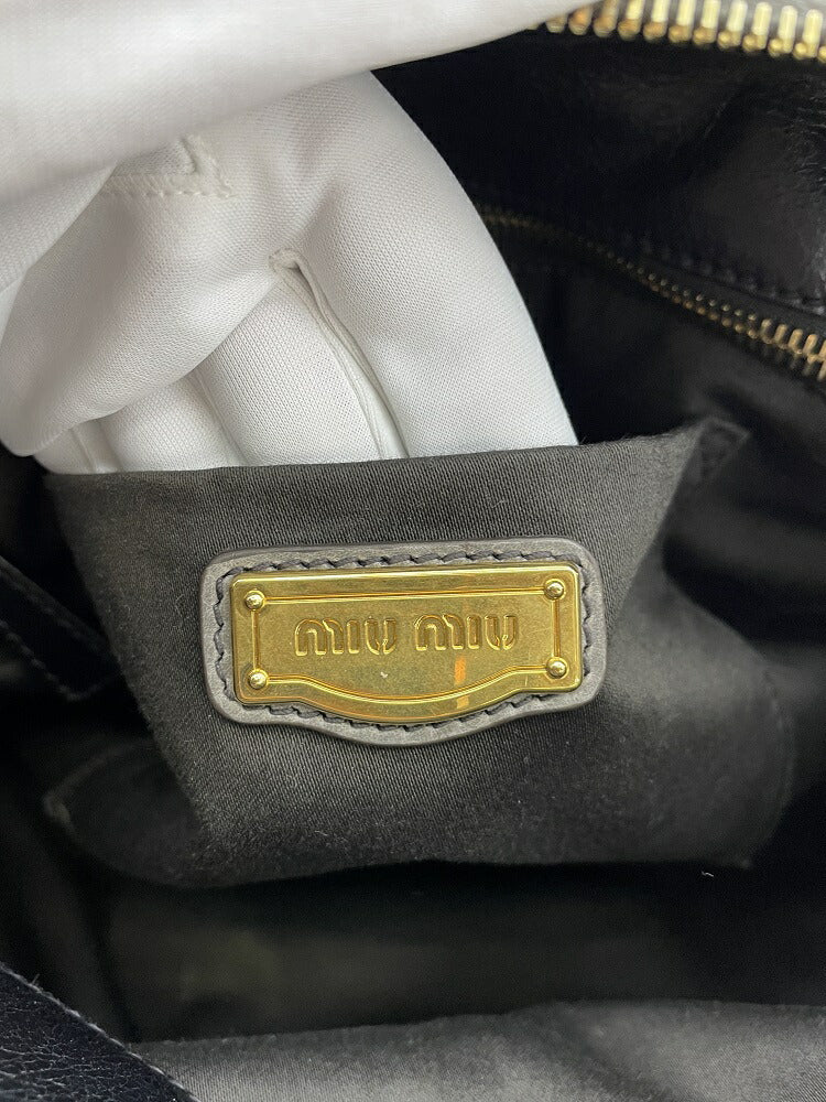 miu miu レザー 2WAY ショルダー バッグ 中古 ミュウミュウ 肩掛け ハンド 鞄 本革 おしゃれ ブランド