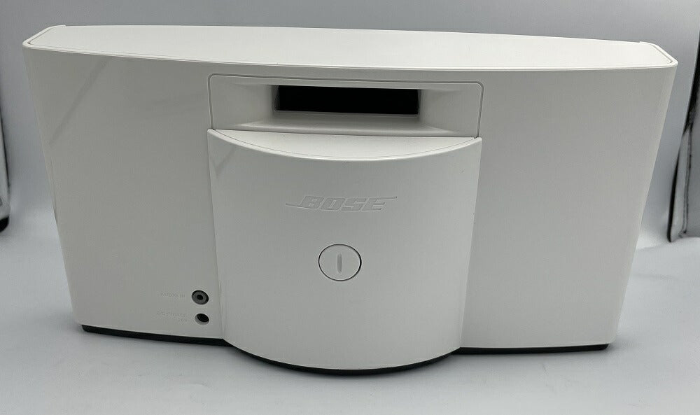 BOSE SoundDock スピーカー 中古 ボーズ ポータブル 充電式 iPod 音響機器 音楽 家電製品