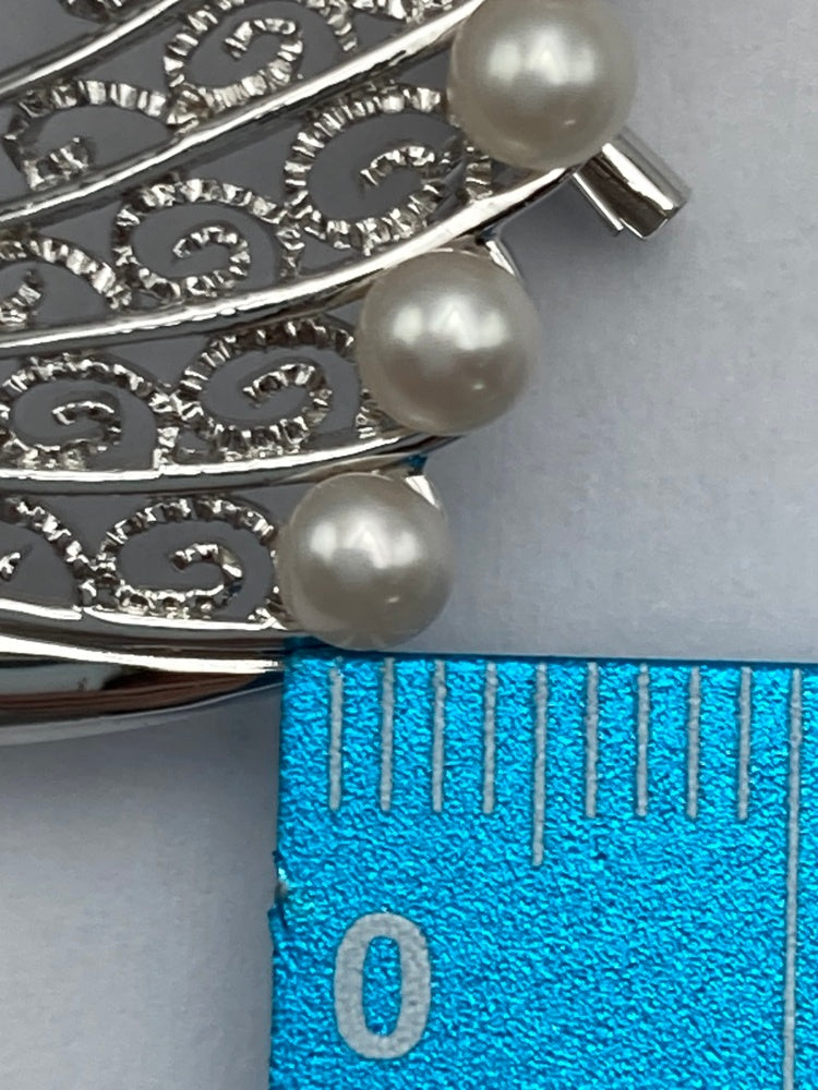 SILVER 3.0mm ベビーパール 18粒 ブローチ 鶴 白鳥 中古 D4