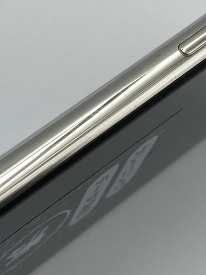apple iPhone X 64GB シルバー au SIMロック解除済 MQAY2J/A 中古 D4