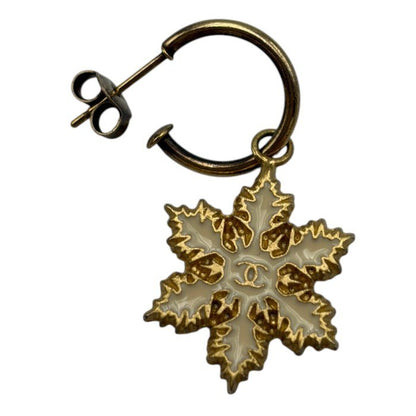 CHANEL シャネル スノーフレーク ピアス アクセサリー ジュエリー ブランド 雪の結晶 中古 W４