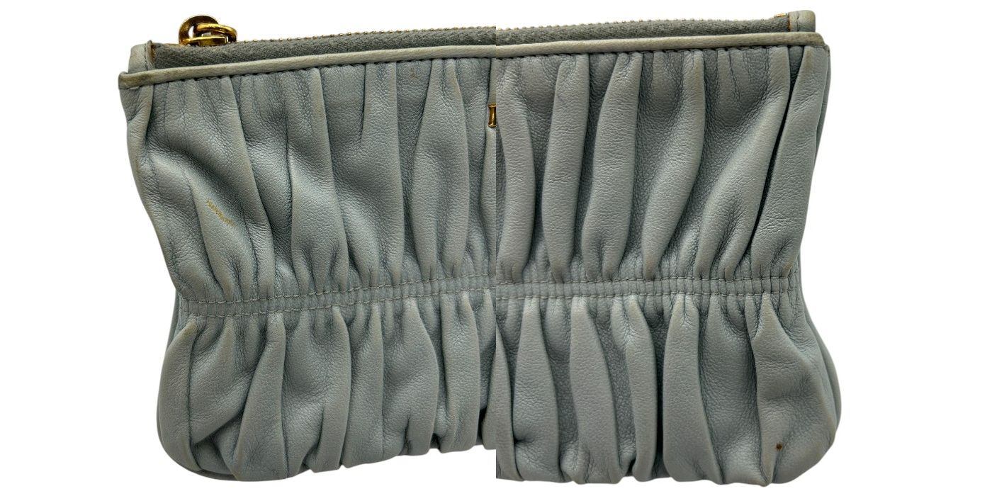 PRADA プラダ フラットポーチ 1M1152 グレー 小物 ブランド ギャザー レディース かわいい ミニ 小さい 中古 W４