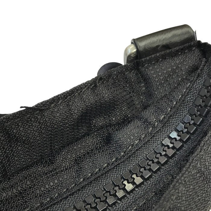 DIESEL ディーゼル ショルダーバッグ ユニセックス ナイロン レザー サコッシュ ブラック 中古 T1