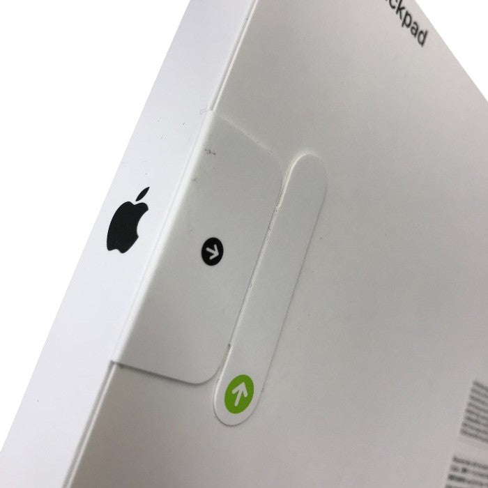 Apple Magic Trackpad ホワイト Multi-Touch対応 USB-C ワイヤレス 充電式 マジックトラックパッド MXK93ZA/A 中古 T1