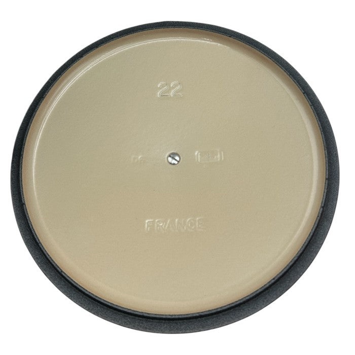 未使用品 LE CREUSET ルクルーゼ ココット ロンド 22cm TRA COC RD 22 両手鍋 ボルカニック 調理器具 オレンジ キッチンツール 3.3L 中古 W４