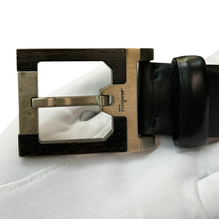 Salvatore Ferragamo サルヴァトーレ フェラガモ レザー ベルト 32インチ 本革 ブランド レディース ブラック 中古 W４