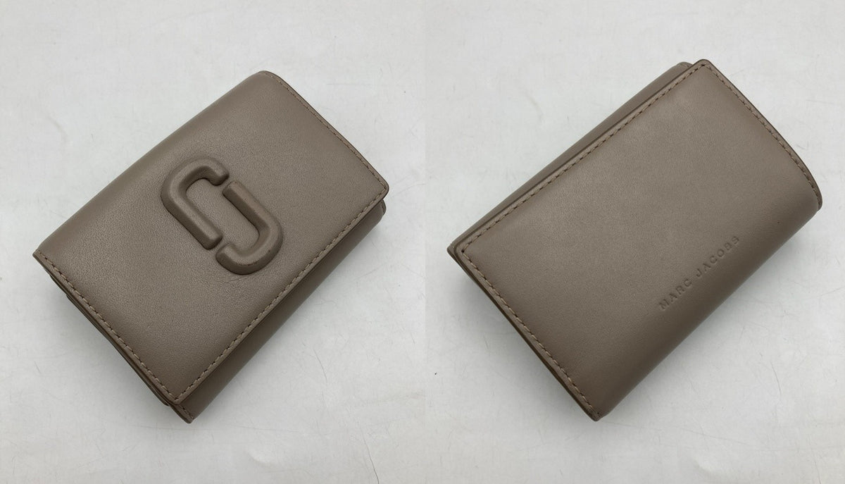 MARC JACOBS マークジェイコブス ザ レザー カバード Jマーク トライフォールド ウォレット 三つ折り財布 中古 D4