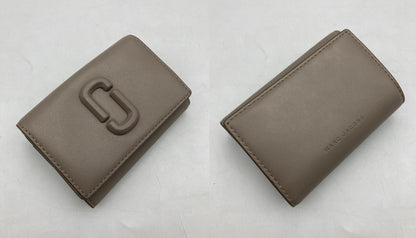 MARC JACOBS マークジェイコブス ザ レザー カバード Jマーク トライフォールド ウォレット 三つ折り財布 中古 D4