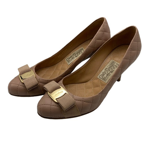 Salvatore Ferragamo フェラガモ ヴァラリボン キルティング パンプス サイズ6D 中古 D4