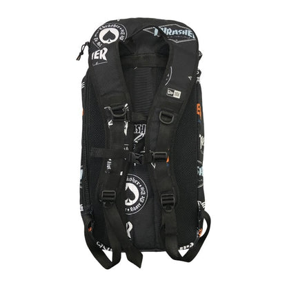 NEWERA × THRASHER リュック メンズ コラボ バックパック 総柄 大容量 ノートパソコン収納 ブラック 中古 T1