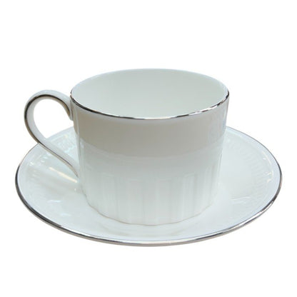 WEDGWOOD コロシアムプラチナ カップ＆ソーサー ウェッジウッド 洋食器 ブランド ホワイト 中古 W４