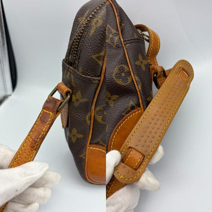 LOUIS VUITTON ルイヴィトン モノグラム トロカデロ 27 ショルダーバッグ ユニセックス 斜め掛け M51274 鞄 おしゃれ 小さめ 中古 W1