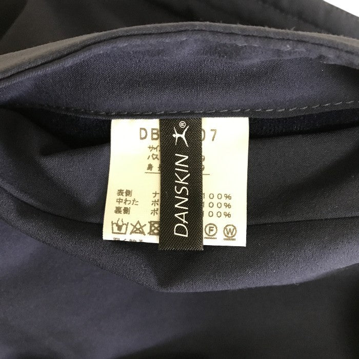 DANSKIN ダンスキン リバーシブル 中綿ライトジャケット ネイビー L アウター 秋 冬 レディース 中古 W1