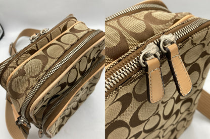 COACH コーチ シグネチャー クロスボディ ショルダーバッグ 4270 中古 D4