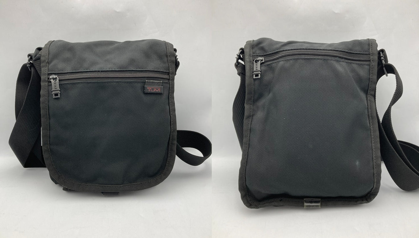 TUMI トゥミ ショルダーバッグ 2650D3 中古 D4