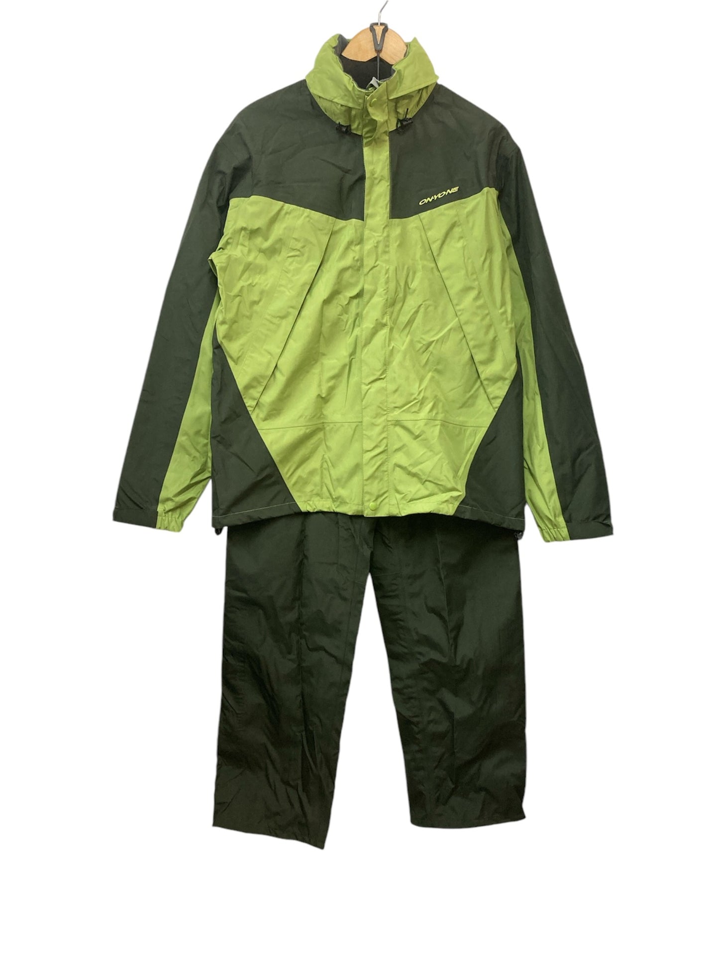 ONYONE オンヨネ レインウェア 上下セット ODS95032J サイズJASPO O 中古 D4