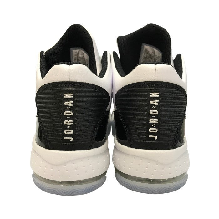 NIKE ナイキ ジョーダン マックス オーラ 2 スニーカー メンズ ローカット バスケット JORDAN MAX AURA 2 ホワイト/ブラック 28cm CK6636-102 中古 T1