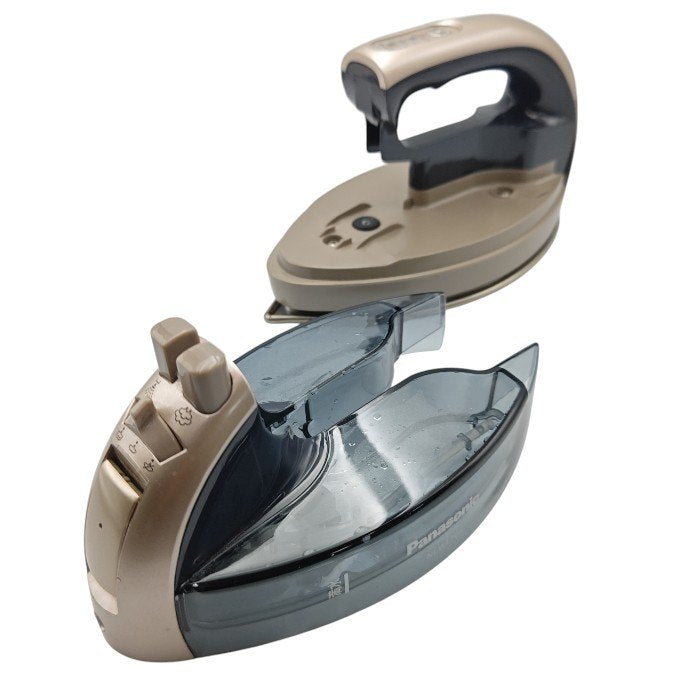 Panasonic パナソニック Wヘッド コードレス スチームアイロン カルル NI-WL705-N 中古 H4