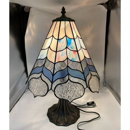 ステンドグラス ランプ ライト おしゃれ インテリア アンティーク調 中古 W４