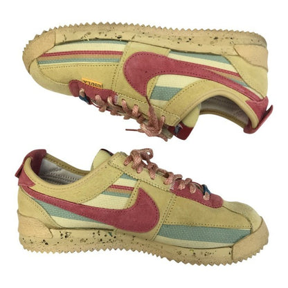 NIKE ナイキ CORTEZ SP UNION スニーカー レディース スウェード ローカット ユニオン コラボ セサミ/ピンク 24.0cm DR1413-200 中古 T1