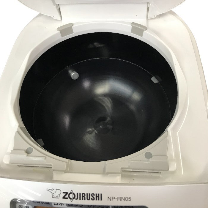 象印マホービン 炊飯器 3合 圧力IH式 極め炊き 黒まる厚釜 ホワイト NP-RN05-WA 中古 Y1
