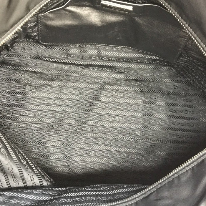PRADA プラダ トートバッグ レディース リボン ロゴ ナイロン レザーハンドル 三角プレート A4収納可 ブラック 中古 T1