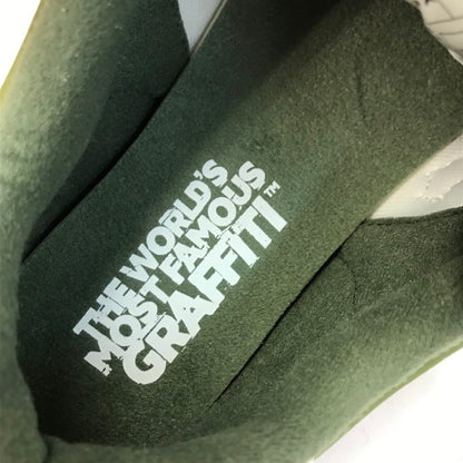 SANGACIO サンガッチョ Banksy にゅ～ず BONSAI BRANDALISED スニーカー レディース レザー ローカット 風船と少女 限定 グリーン/ホワイト 25.0cm 中古 T1