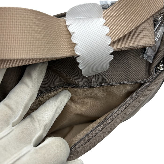 未使用品 FILA フィラ キルティング ショルダーバッグ 鞄 レディース かわいい 肩掛け 斜め掛け 中古 W４