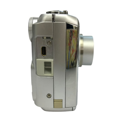 OLYMPUS オリンパス コンパクトデジタルカメラ シルバー 光学5倍ズーム 旅行時 乾電池式 FE-310 中古 T1